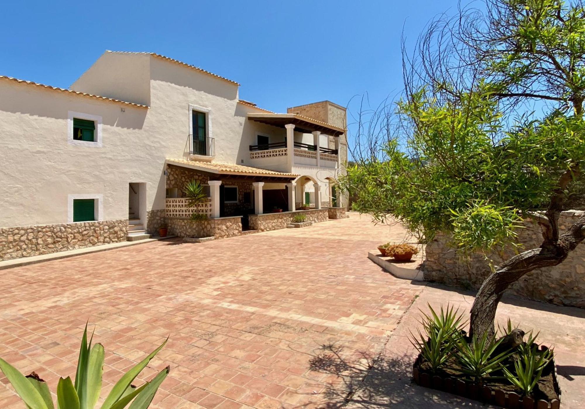 Apartments Campanitx - Astbury Formentera Es Calo  Eksteriør billede